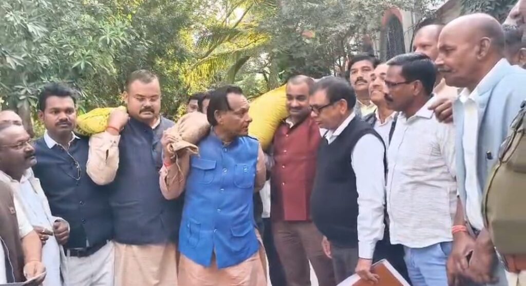 c8bd21e1 ee2b 473d 8981 0d1aa4838fa7