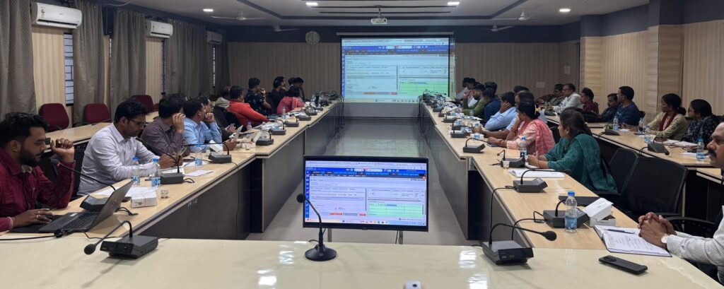 रायपुर से पहुंची ई-ऑफिस टीम ने दिया विस्तृत प्रशिक्षण 2 80cd5aad ab80 44e4 a030 ee765b4bebce