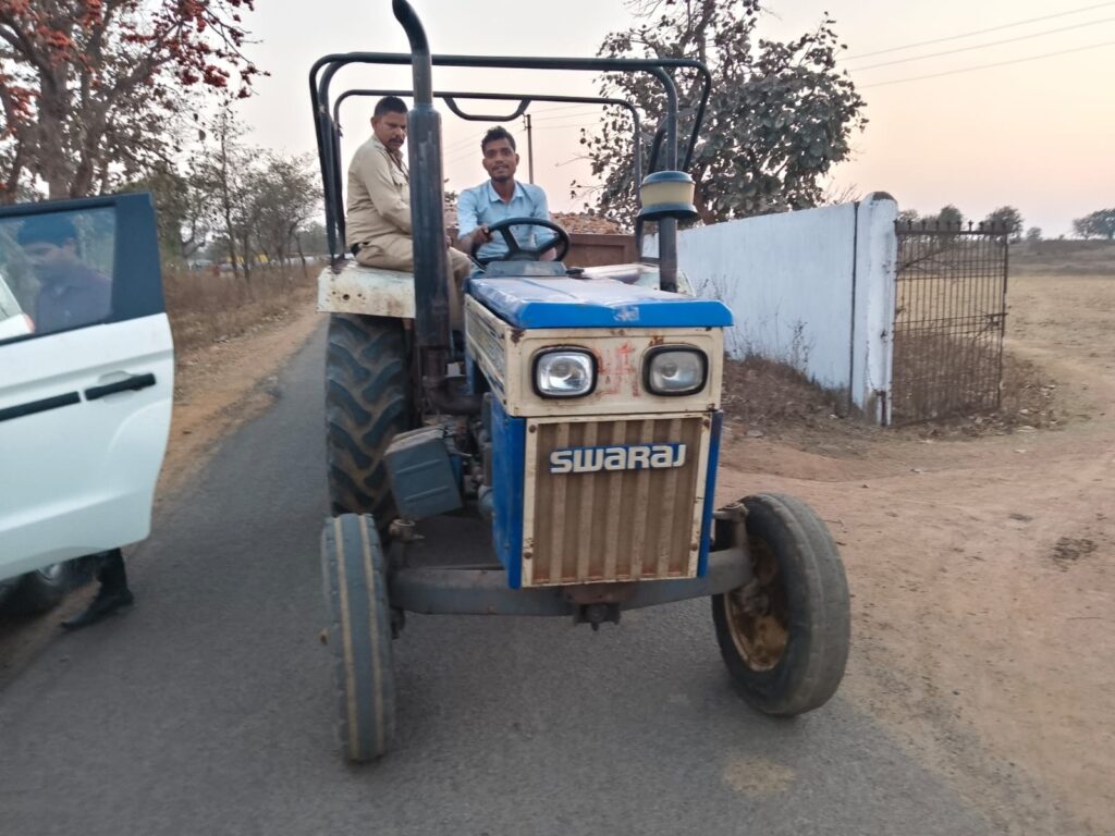 खनिज माफियाओं पर बड़ी चोट- डुभापानी में 5 वाहन एक साथ जब्त,मचा हड़कंप 3 0b038f14 efb8 4b78 8365 b63c9becfbf6