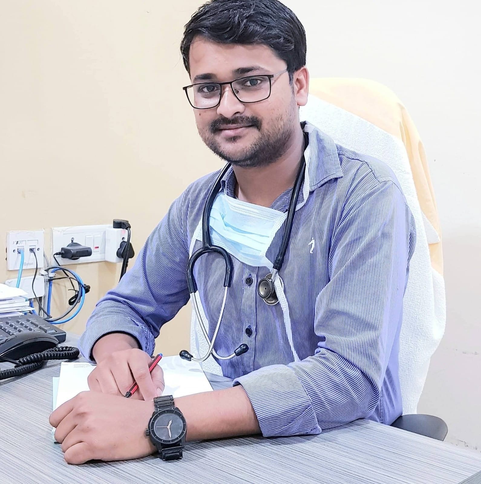 डॉ. भुवन भास्कर साहू भाजपा चिकित्सा प्रकोष्ठ के जिला संयोजक नियुक्त; कार्यकर्ताओं में हर्ष की लहर 1 c5849593 5a46 4148 aee2 4af6c46ec345