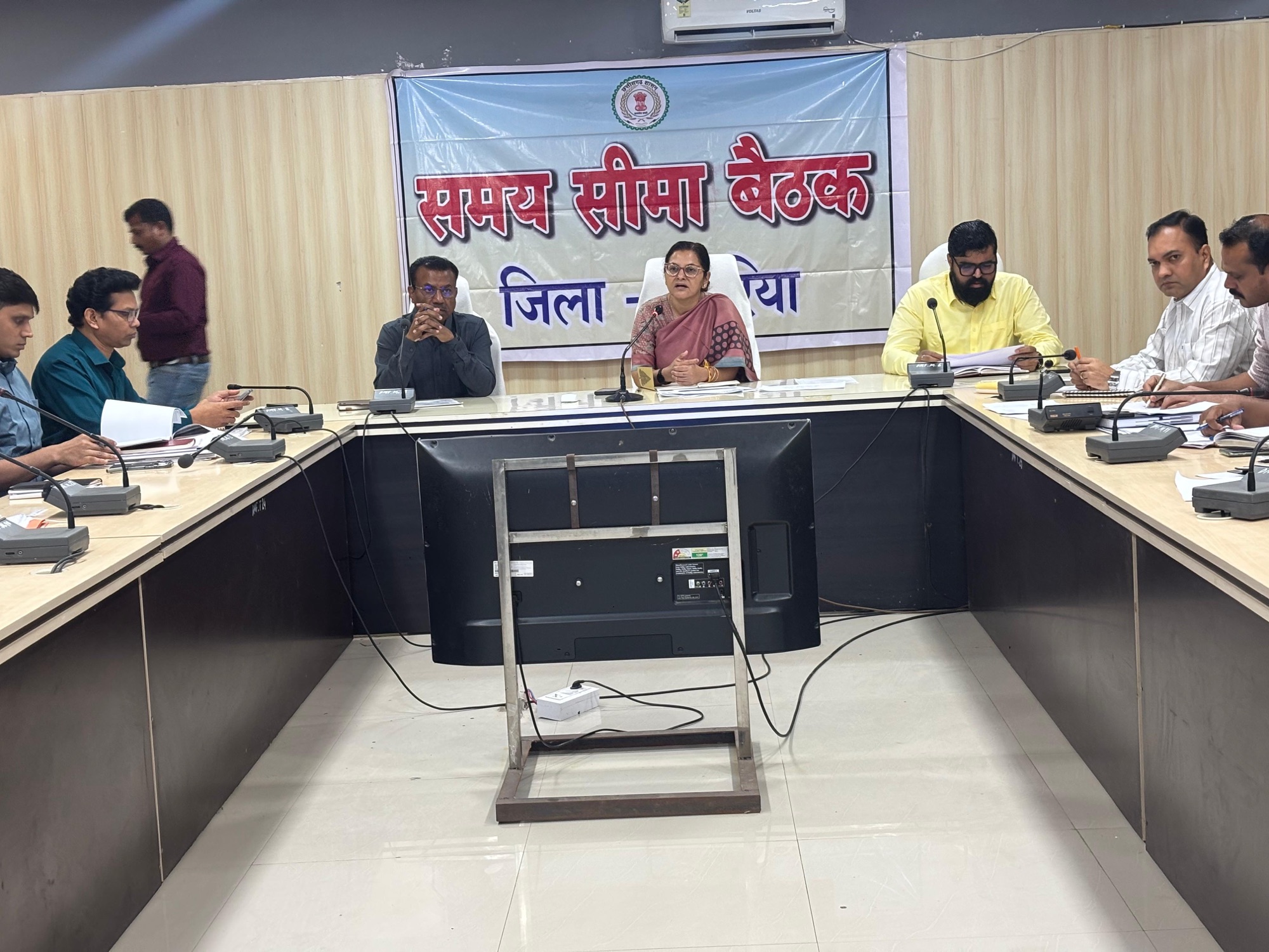 d51aa849 70b2 45b2 aad3 432946e6dd7b