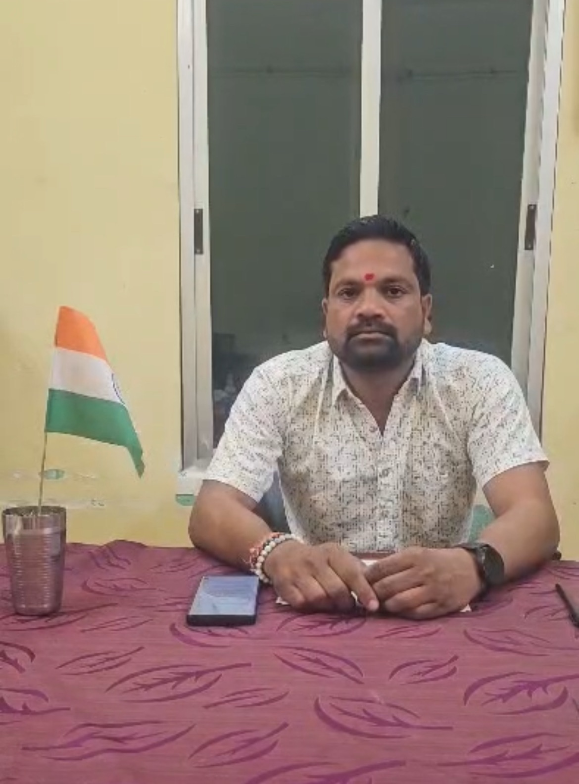 छात्र की आत्महत्या से आहत जिला पंचायत सदस्य सुरेश सिंह ने जन्मदिन का कार्यक्रम किया निरस्त 1 img 9544