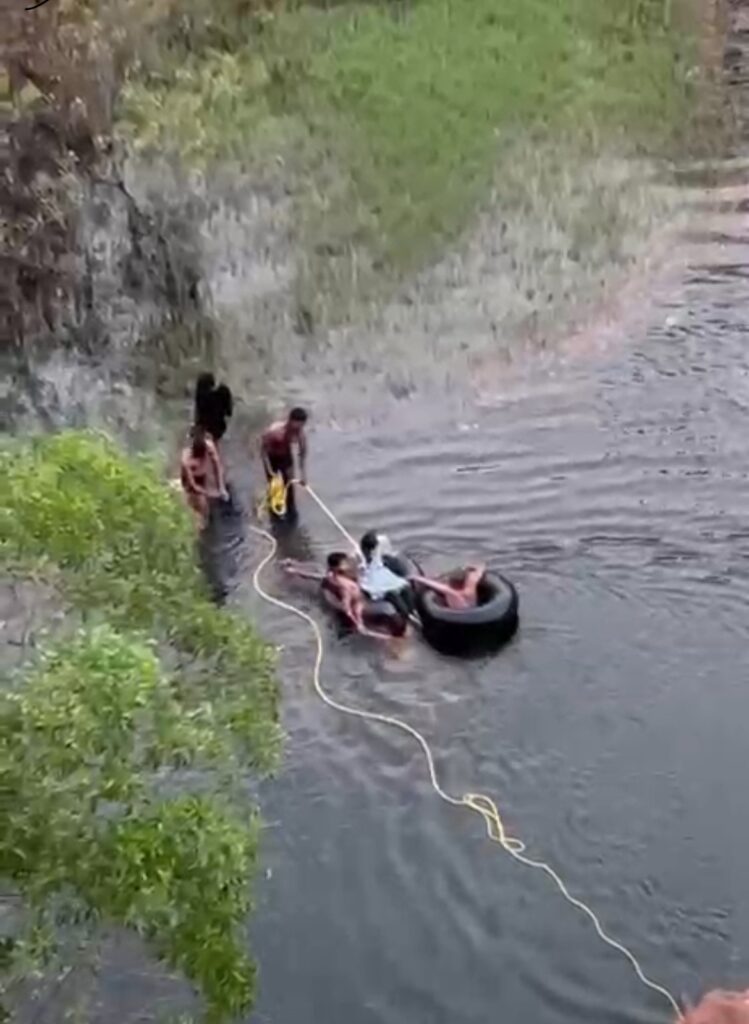 11 साल का प्यार बना धोखा: शादी से मुकरा प्रेमी, आहत युवती ने लगाई छलांग, बाल-बाल बची जान 4 img 9873